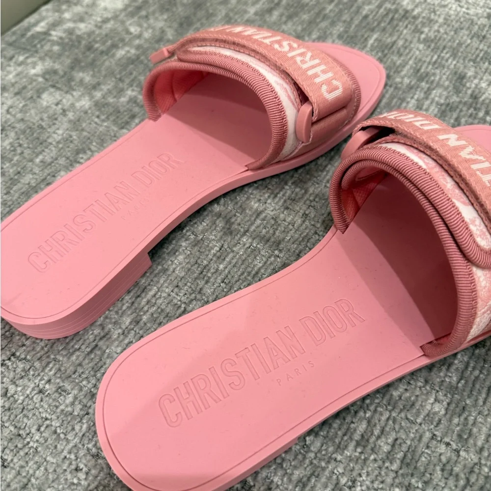 Christian Dior Pink Slide Sandals - Picture 5 of 9